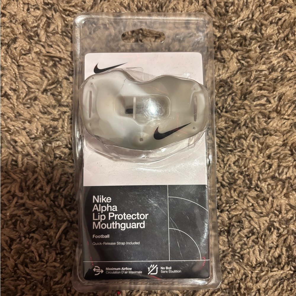 Nike Alpha Lip Protector Mouthguard
